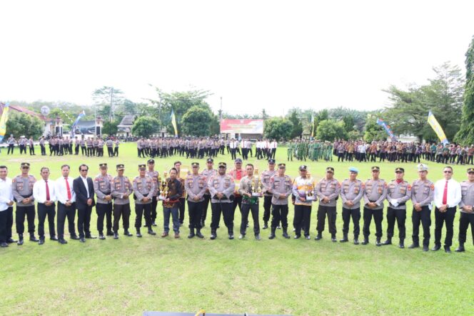 
					Empat Pesan Kapolres Tulang Bawang Saat Memimpin Langsung Apel Sat Kamling