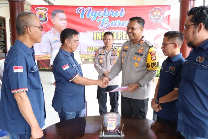 
					Ngobrol Bareng Insan Pers, Kapolres Tulang Bawang Siap Bangun Sinergitas dan Ucapkan Terima Kasih