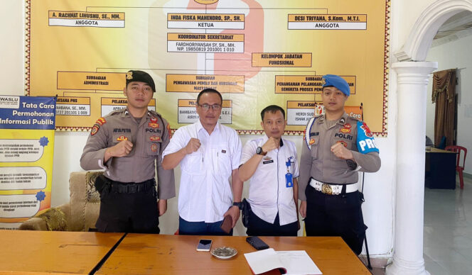
					Polres Tulang Bawang Perketat Pengamanan di Kantor Penyelenggara Pemilu Pada OMB Krakatau 2024