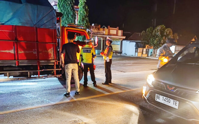 
					Polres Tulang Bawang Gelar Patroli dan Razia Perbatasan, Berikut Sasaran Utamanya