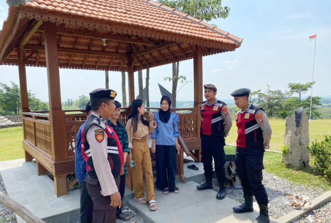 
					Polres Tulang Bawang Gelar Patroli Wisata ke Sejumlah Tempat Rekreasi, AKBP James Paparkan Tujuannya