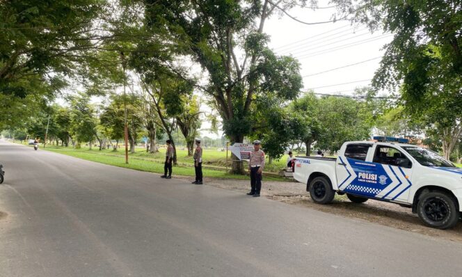 
					Cegah Aksi Balap Liar, Pos Pam Menggala Operasi Lilin Krakatau 2024 Gelar Patroli Dialogis