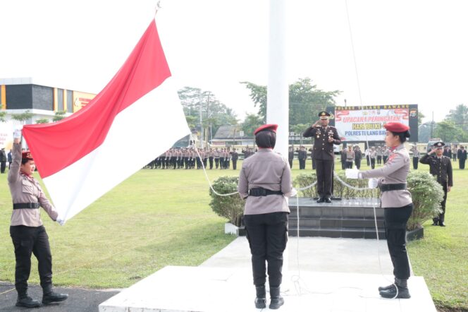 
					Pimpin Upacara Peringatan Hari Ibu Ke-96 Tahun 2024, AKBP James: PHI Milik Kita Semua