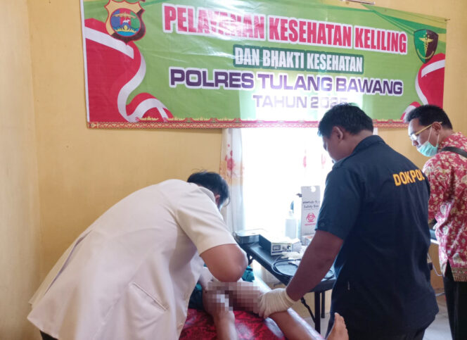 
					Polres Tulang Bawang Berkolaborasi Dengan PPI Gelar Khitanan Massal Gratis dan Pembagian Bansos