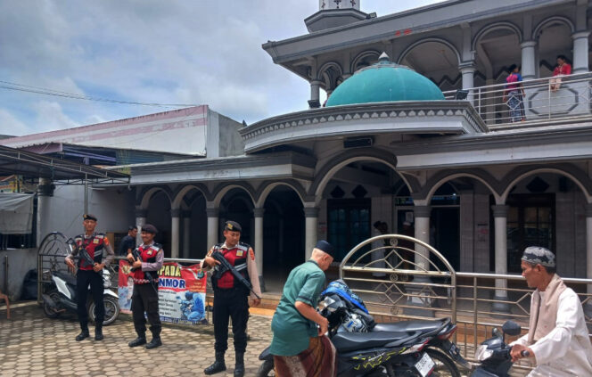 
					Samapta Polres Tulang Bawang Gelar Pengamanan Ibadah Sholat Jum’at, Berikut Lokasi dan Tujuannya