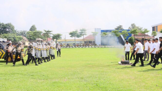 
					Polres Tulang Bawang Gelar Latkatpuan Dalmas Jelang Pengamanan May Day, Ini Tujuannya