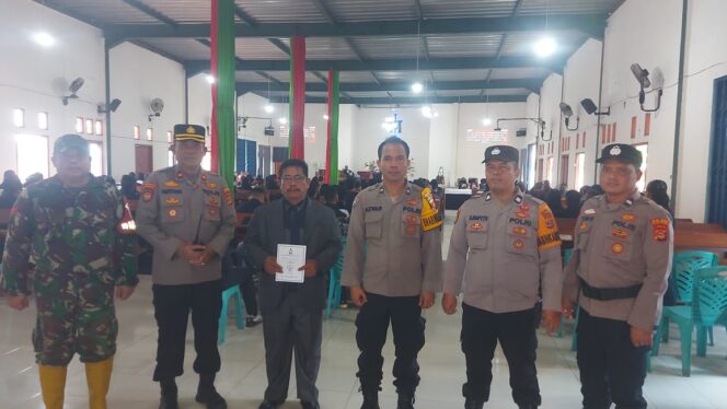 
					Polres Tulang Bawang Kerahkan Ratusan Personel Amankan Peringatan Jum’at Agung di 26 Gereja