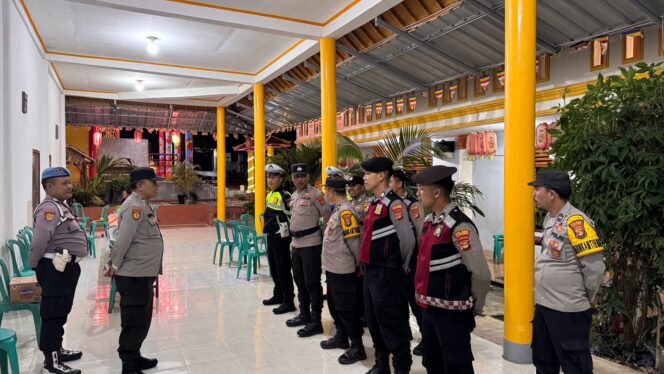 
					Polres Tulang Bawang Kerahkan Belasan Personel Amankan Ibadah Hari Raya Waisak di Vihara Maitri Wira Agung