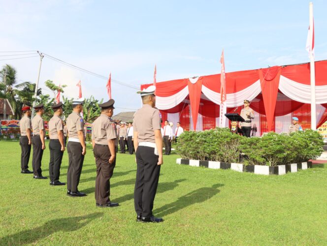 
					Pesan Kapolres Tulang Bawang Saat Memimpin Upacara Laporan Kenaikan Pangkat Periode 1 Juli 2025