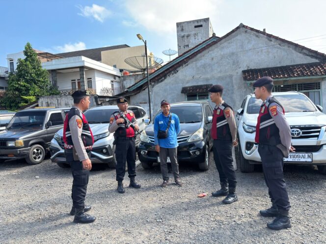 
					Serap Informasi Langsung Dari Masyarakat, Polres Tulang Bawang Optimalkan Patroli Dialogis di Tempat Keramaian