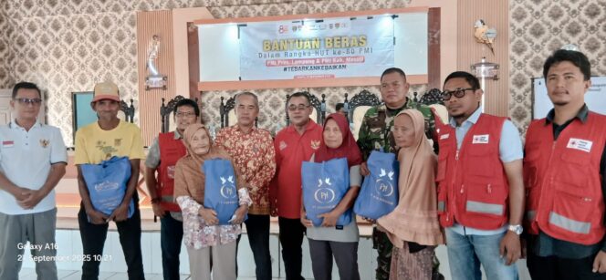 
					PMI Mesuji Berbagi Kasih , Bantuan Beras Gratis untuk 525 KK di Tiga Kecamatan