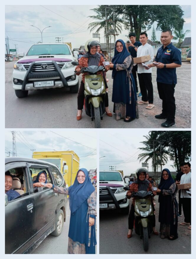 
					Bupati Mesuji Elfianah dan Partai NasDem Bagikan Takjil Gratis di Bulan Ramadhan.